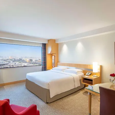 Hyatt Regency Dubai - Corniche Hotel Exterior photo