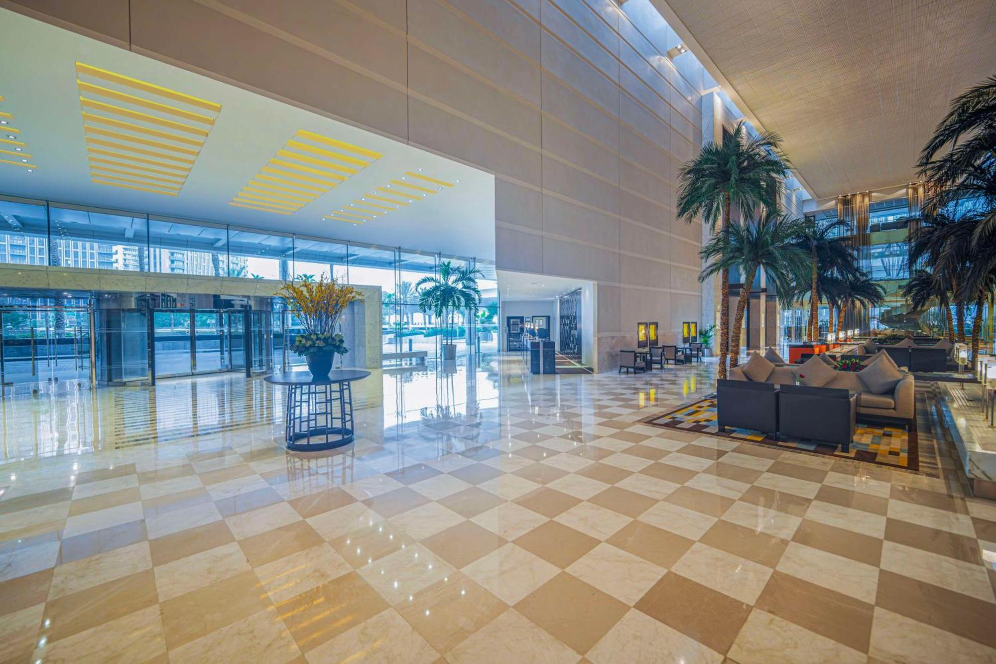 حياة ريجنسي - الكورنيش 5* دبي