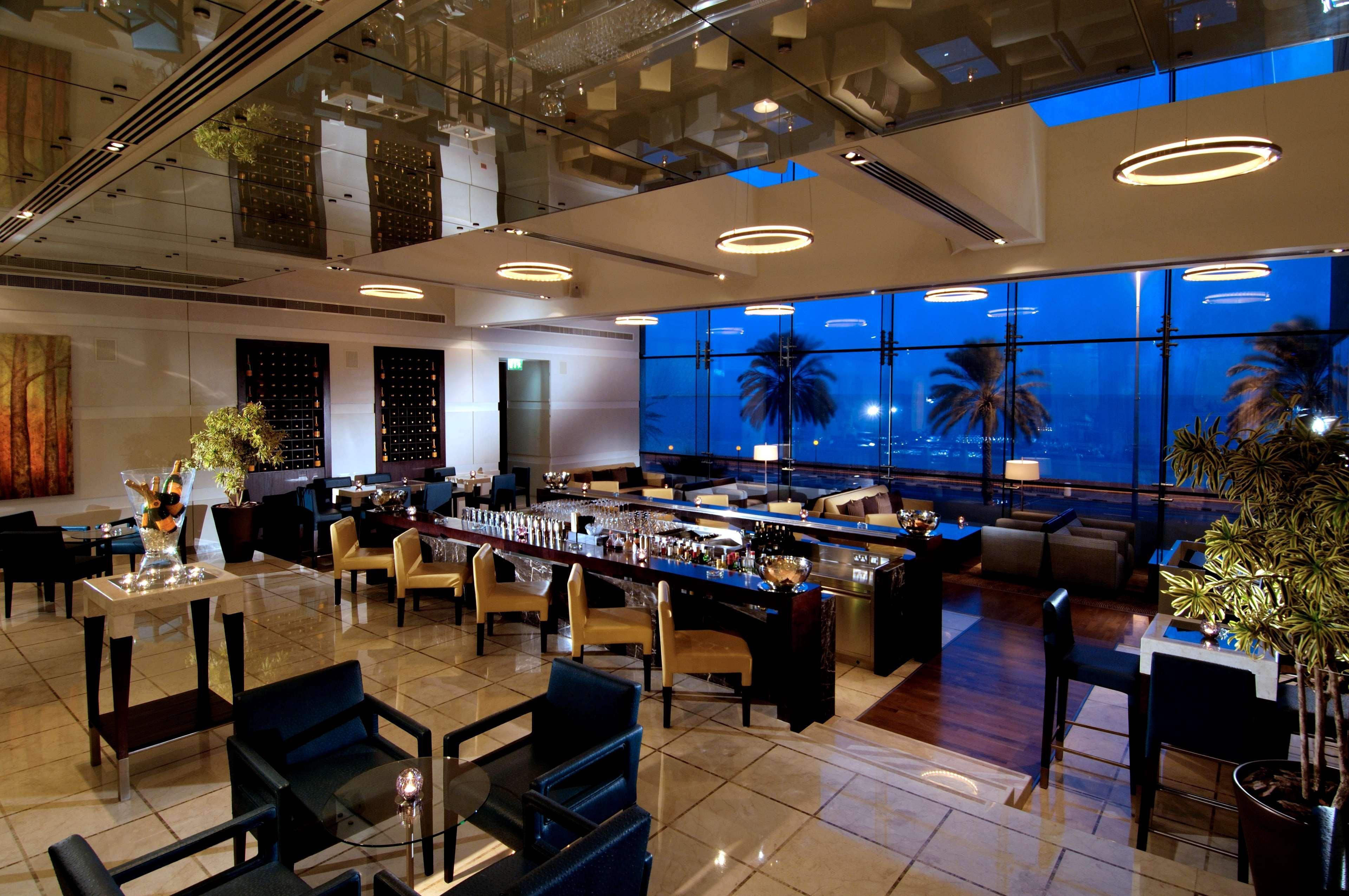 فندق حياة ريجنسي - الكورنيش 5*